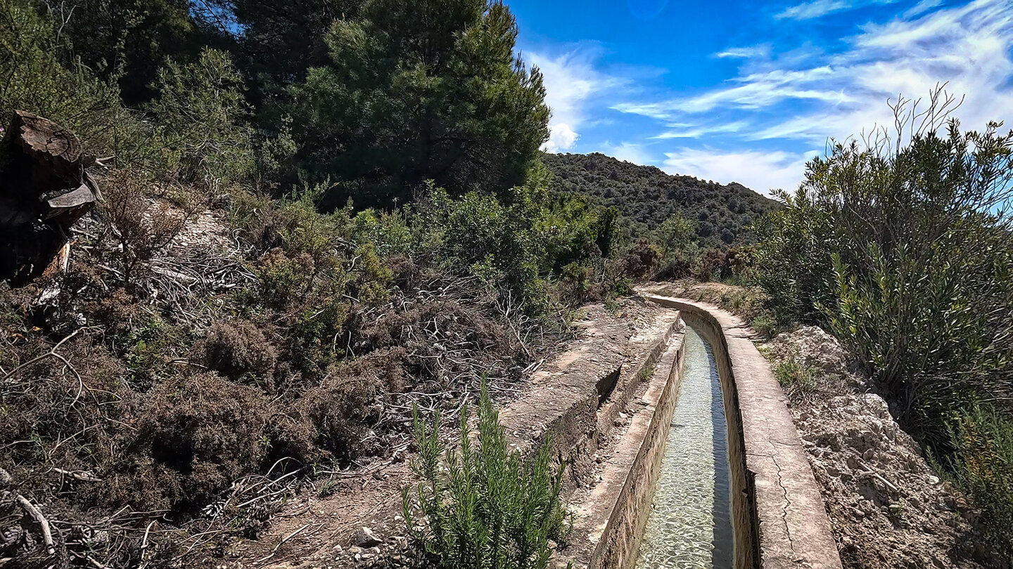 Wasserroute am Kanal Acequia Lízar Wasserroute am Kanal Acequia Lízar