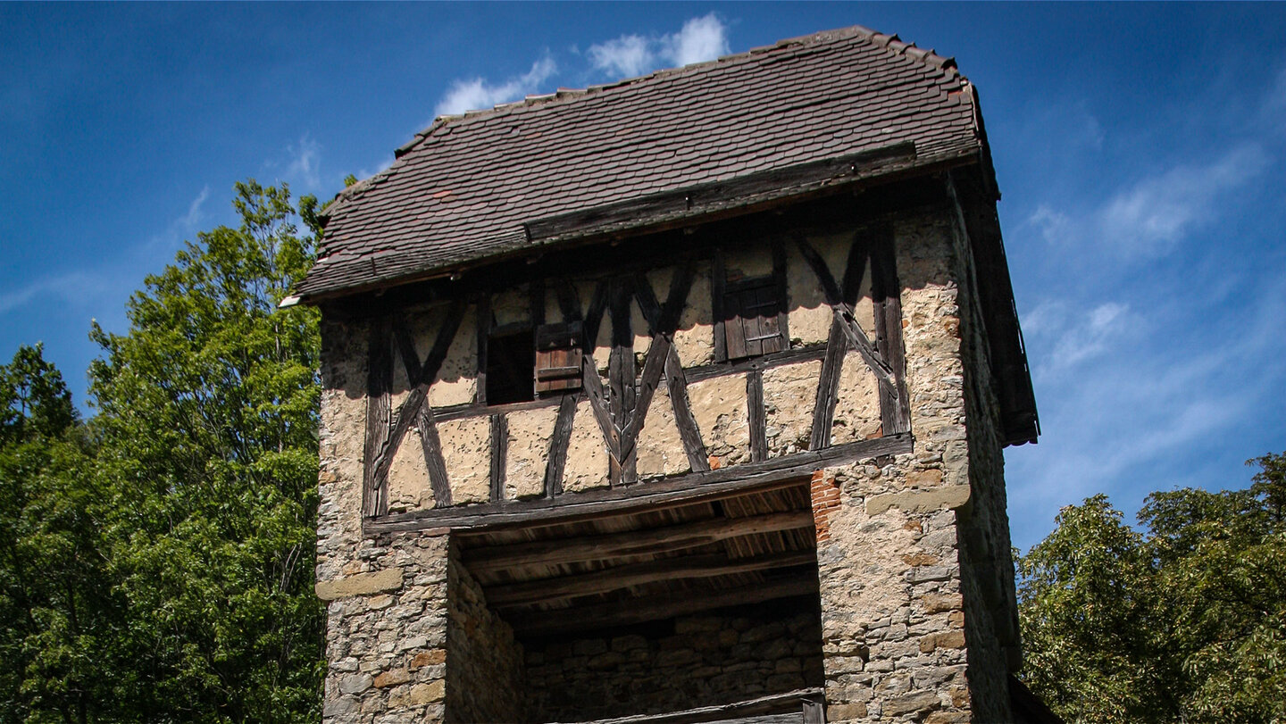 Toranlage der Burg Hornberg