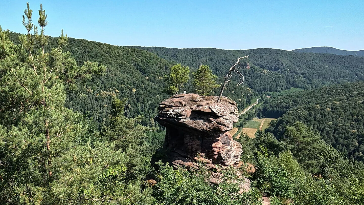 Felsformation Runder Hut auf der Geiersteine-Tour