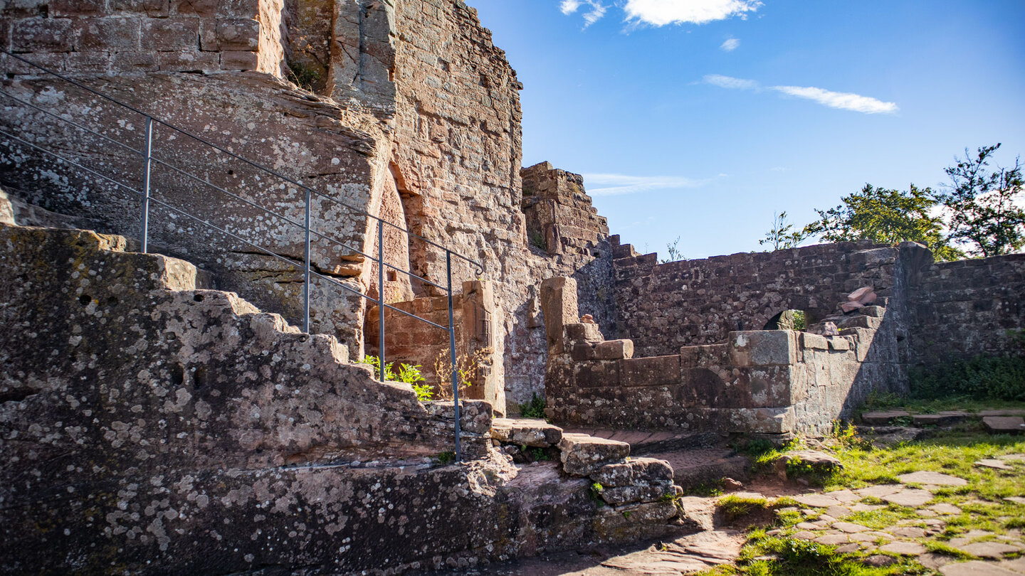 die beeindruckende Ruine der Hohenbourg