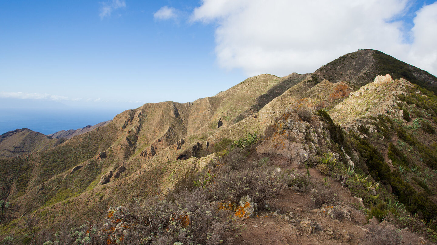 der Bergkamm Cumbres de Baracán vom Aussichtspunkt Alto de Baracán