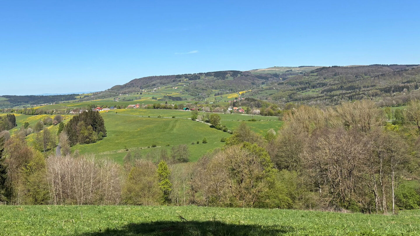 eine der markanten Erhebungen im Biosphärenreservat Rhön ist die Wasserkuppe eine markante Erhebung im Biosphärenreservat Rhön ist die Wasserkuppe