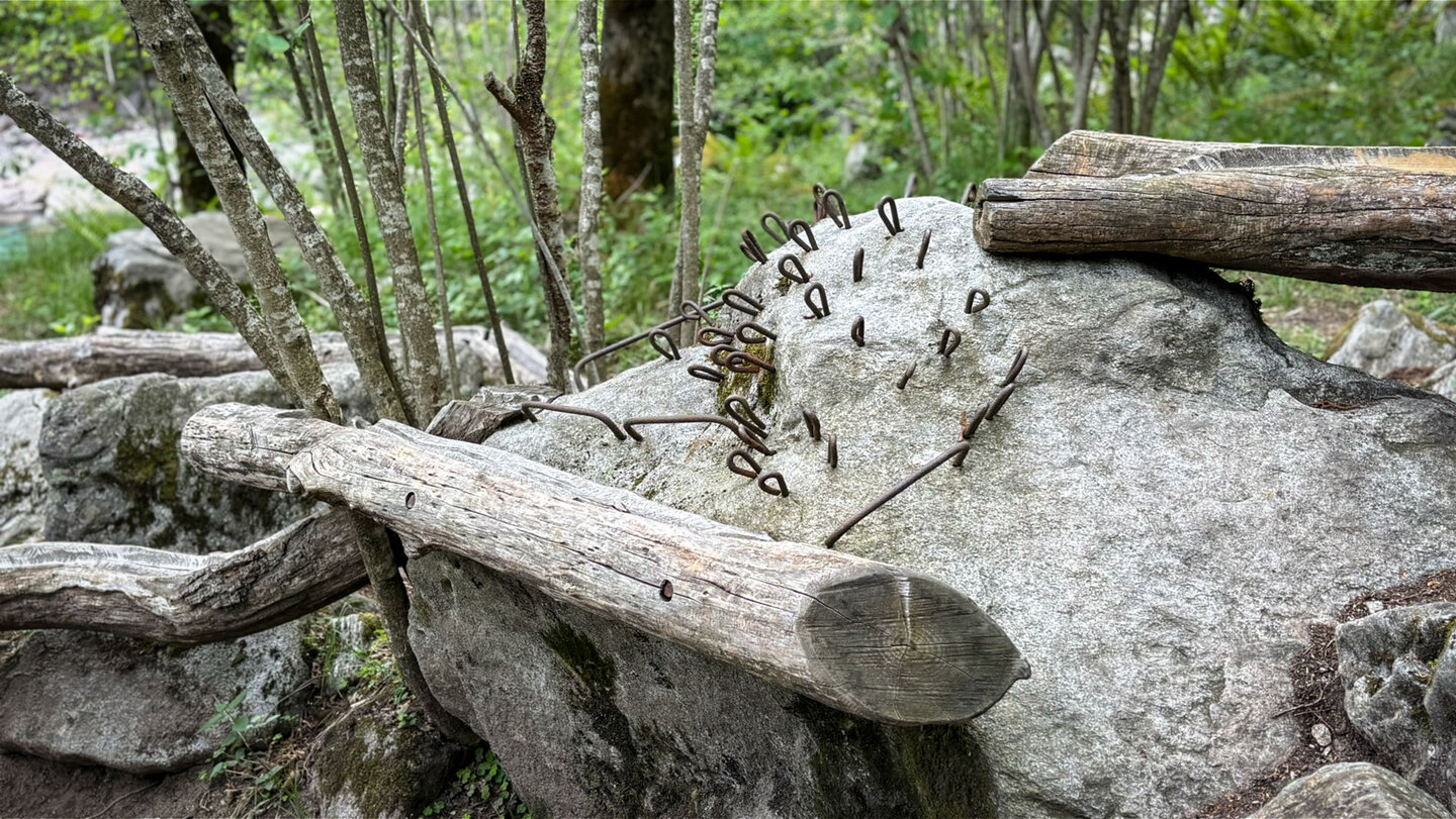 Zwischen Spiel und Landschaft verschmilzt jede Spielstation des BoBosco Trail mit dem Schweizer Tessin.