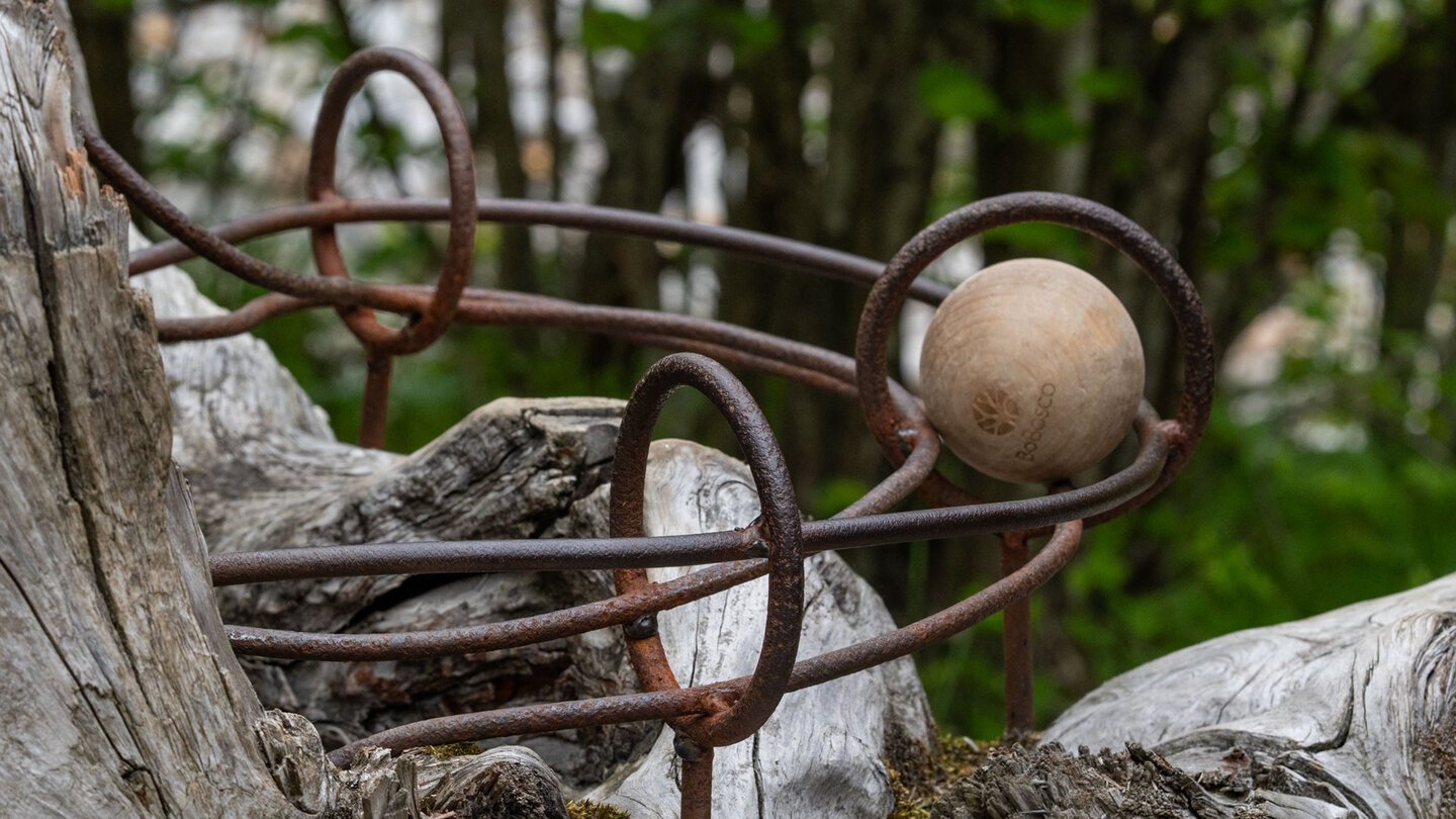 Filigran und robust zugleich – die Konstruktionen aus Holz und Metall prägen den BoBosco Trail.