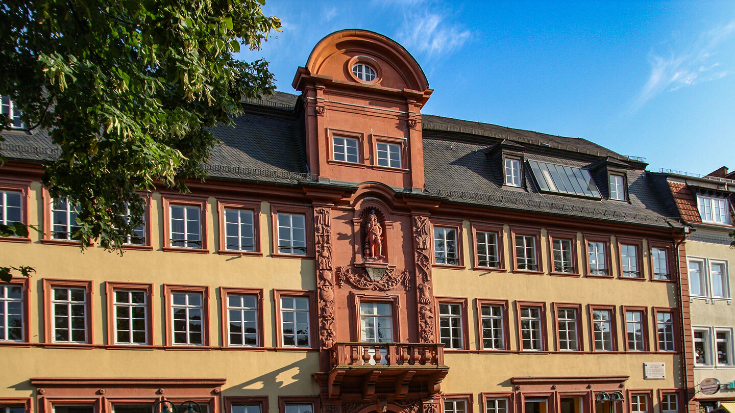 Haus „Zum Riesen“ in der Heidelberger Innenstadt Haus „Zum Riesen“ in der Heidelberger Innenstadt
