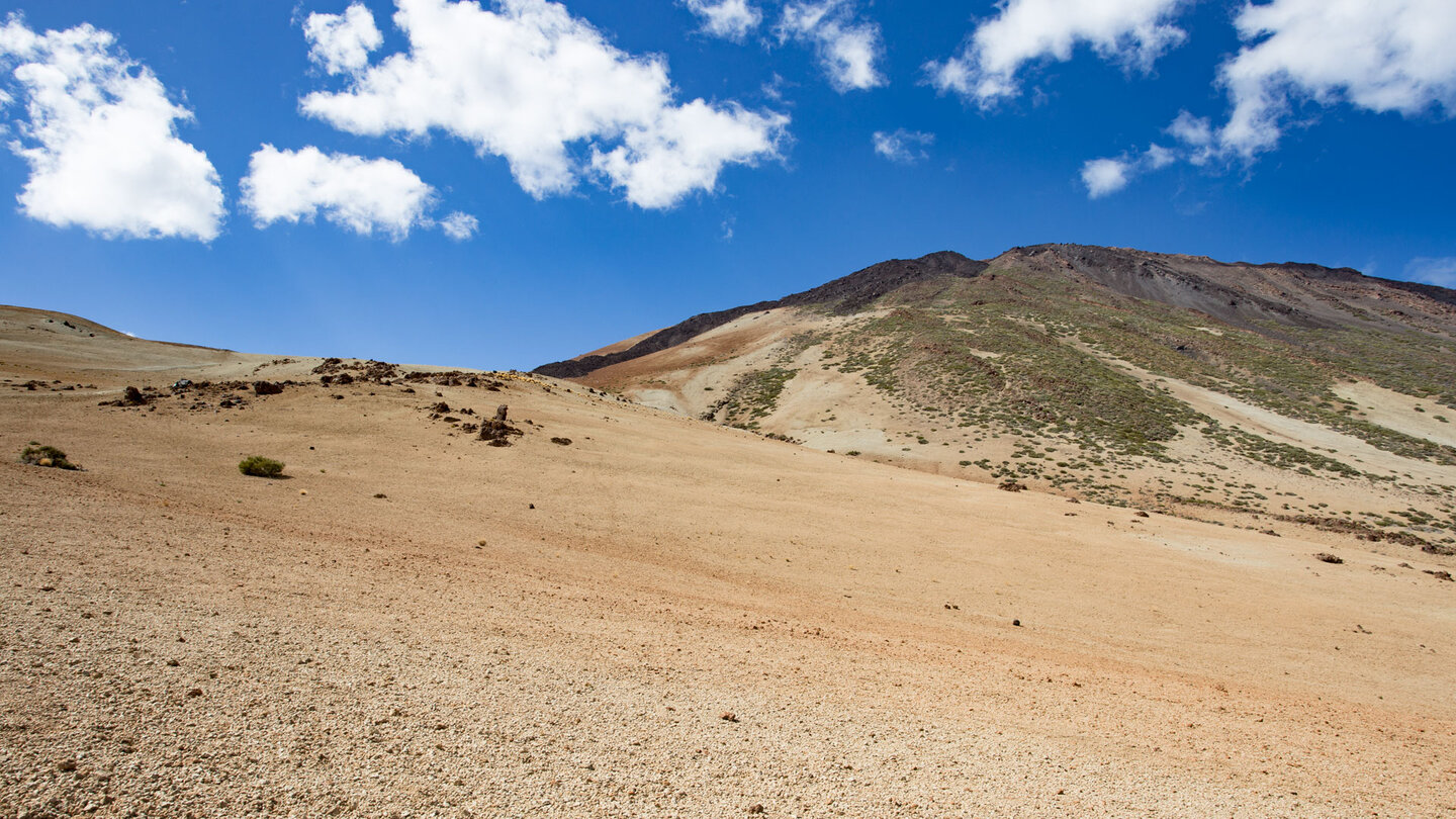 Ausblick aufs Teide-Massiv vom Wanderweg 22
