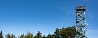 Aussichtsturm am Blauen im südlichen Schwarzwald