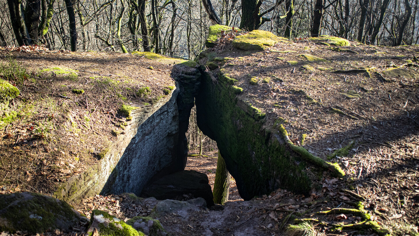 Durchbrüche in den Felsformationen am Hüttenberg