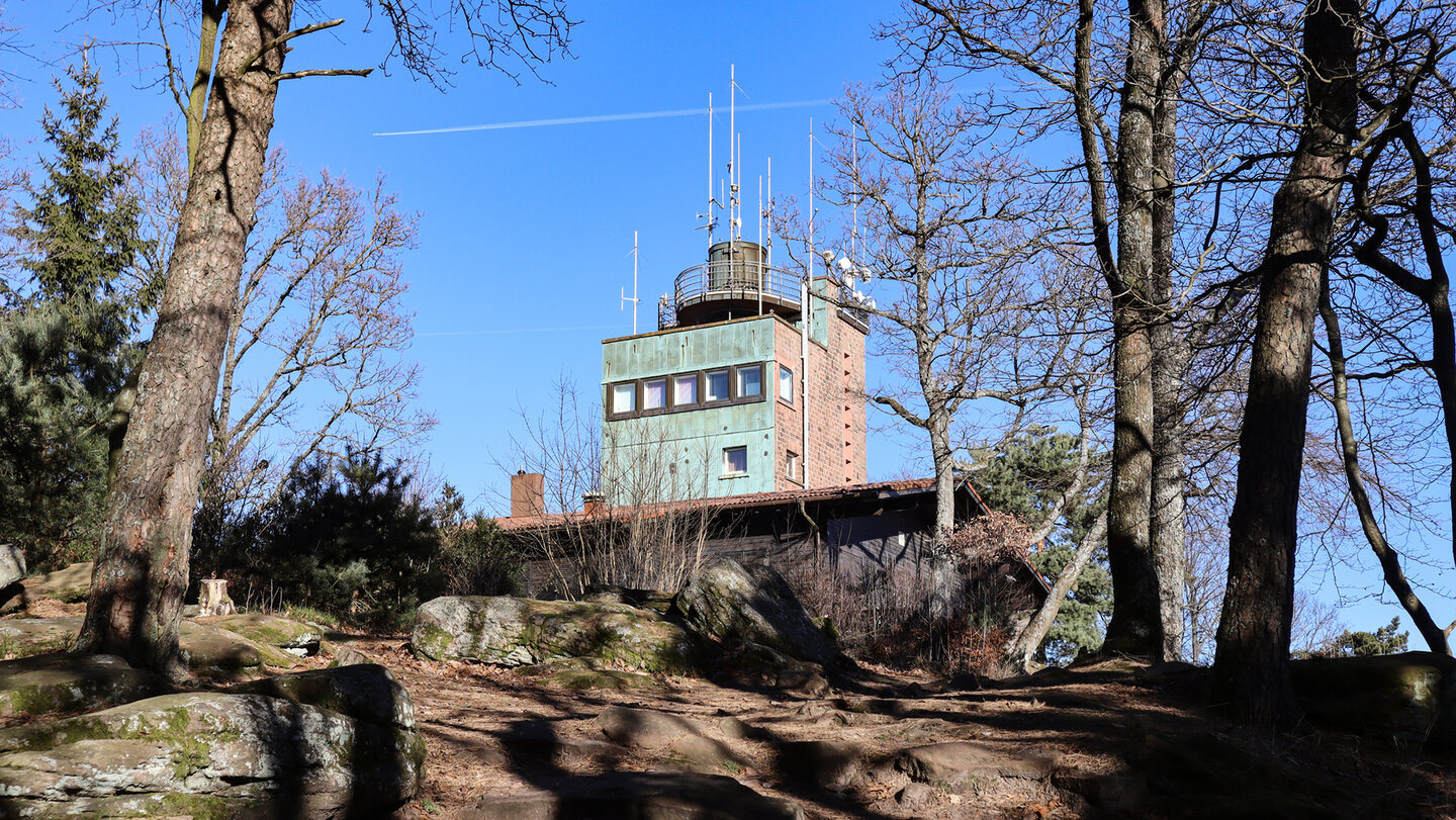 Blick zum Kalmit-Turm