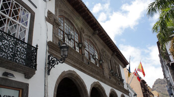 Rathaus im Zentrum von Santa Cruz de La Palma an der Plaza de España