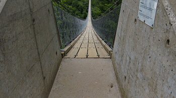 Betonverankerung der Ponte Tibetano Carasc