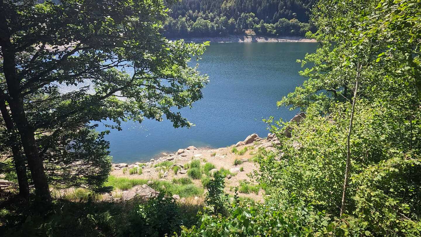 das Ufer des Lac de Kruth-Wildenstein