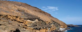 der Montaña Amarilla im gleichnamigen geologischen Schutzgebiet