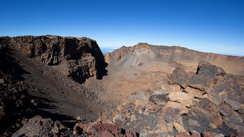 Einblick in den gewaltigen Krater des Pico Viejo
