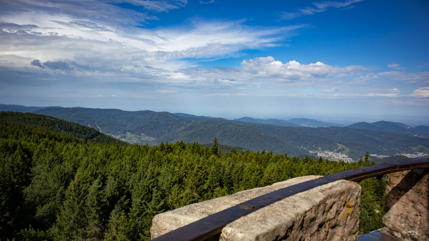 Schwarzwaldpanorama vom Hohlohturm