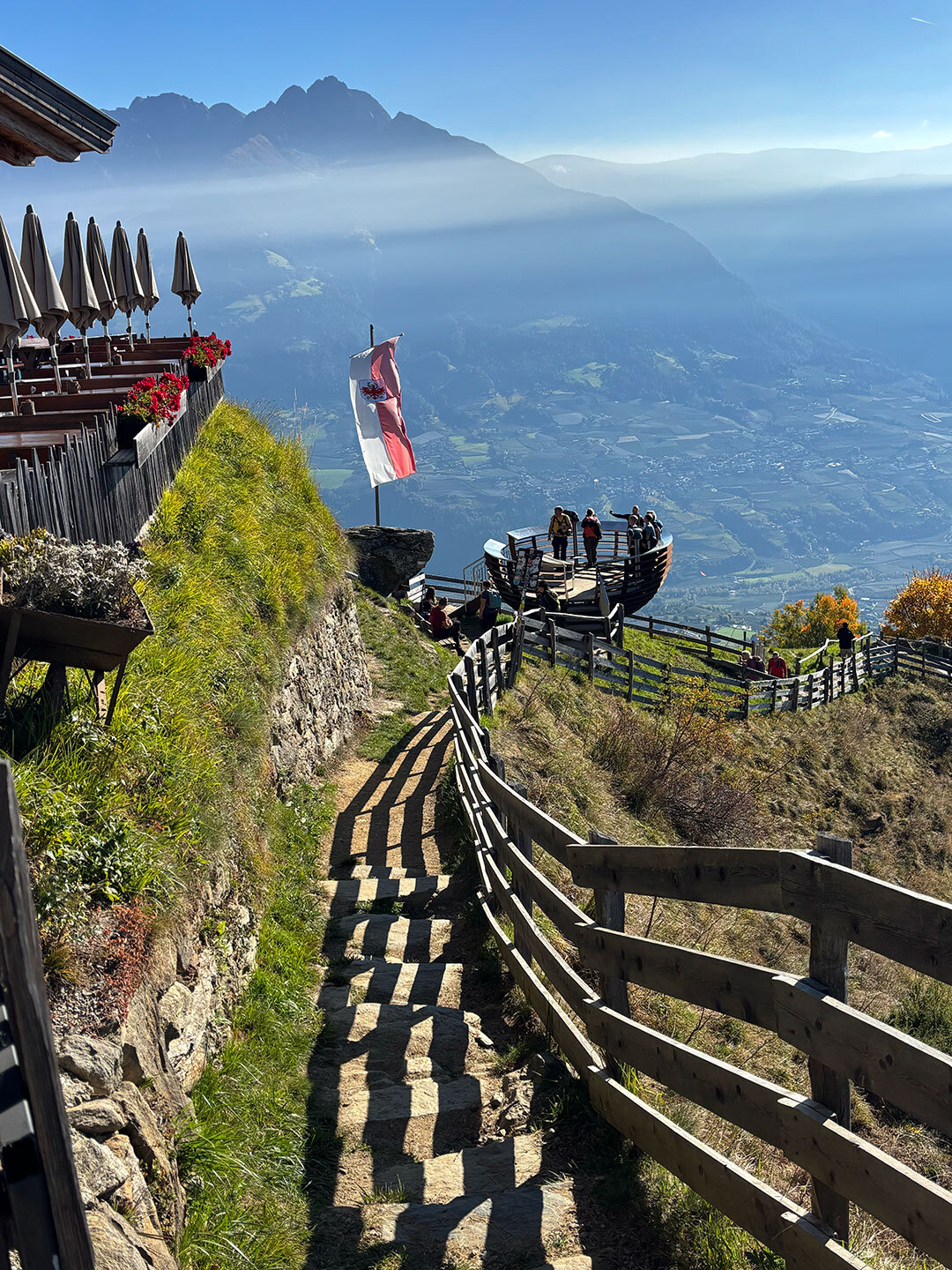 Aussichtspunkt Hochmuth über dem Etschtal