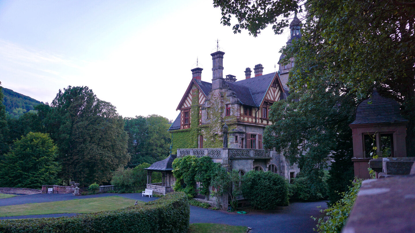 das Schloss Ramholz ist im Stil des Historismus erbaut