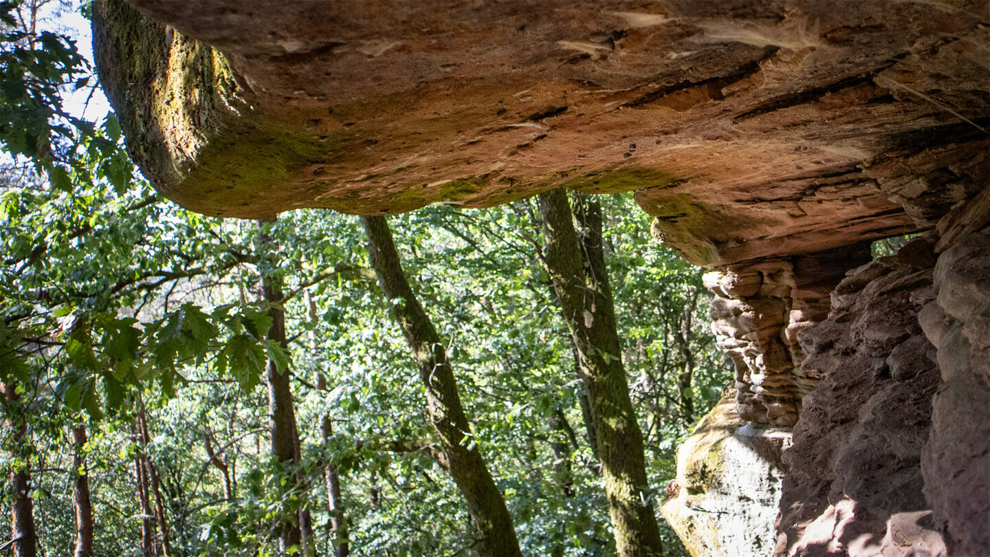 Felsüberhang an der Zimmereckfelswand