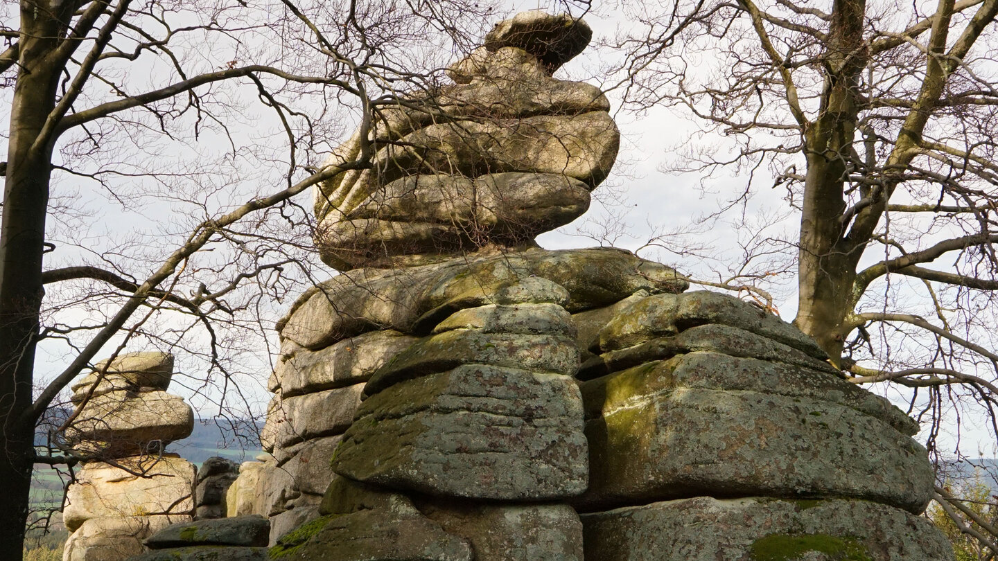 der obere Abschnitt des Treppensteins oberer Abschnitt des Treppensteins