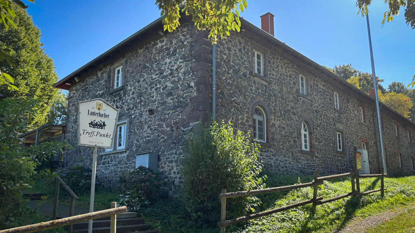 Das Museum im Vorwerk in Ulrichstein, untergebracht in der historischen Zehntscheune von 1464