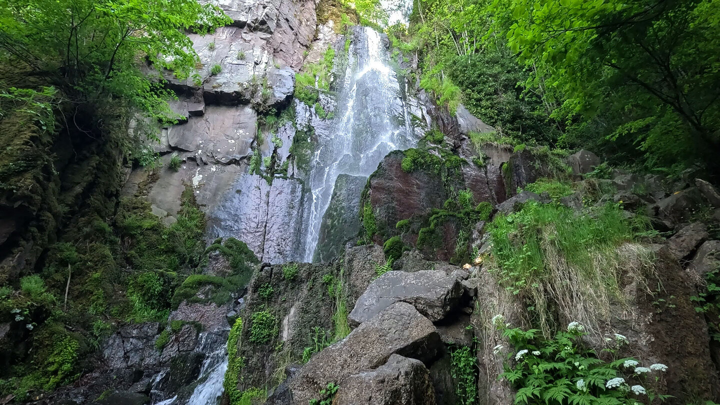 der Nideck-Wasserfall in den Vogesen