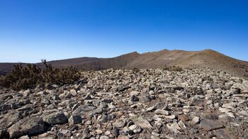 der Gipfelgrat mit Pico de Mocan und Pico de la Zarza von der Aufstiegsroute