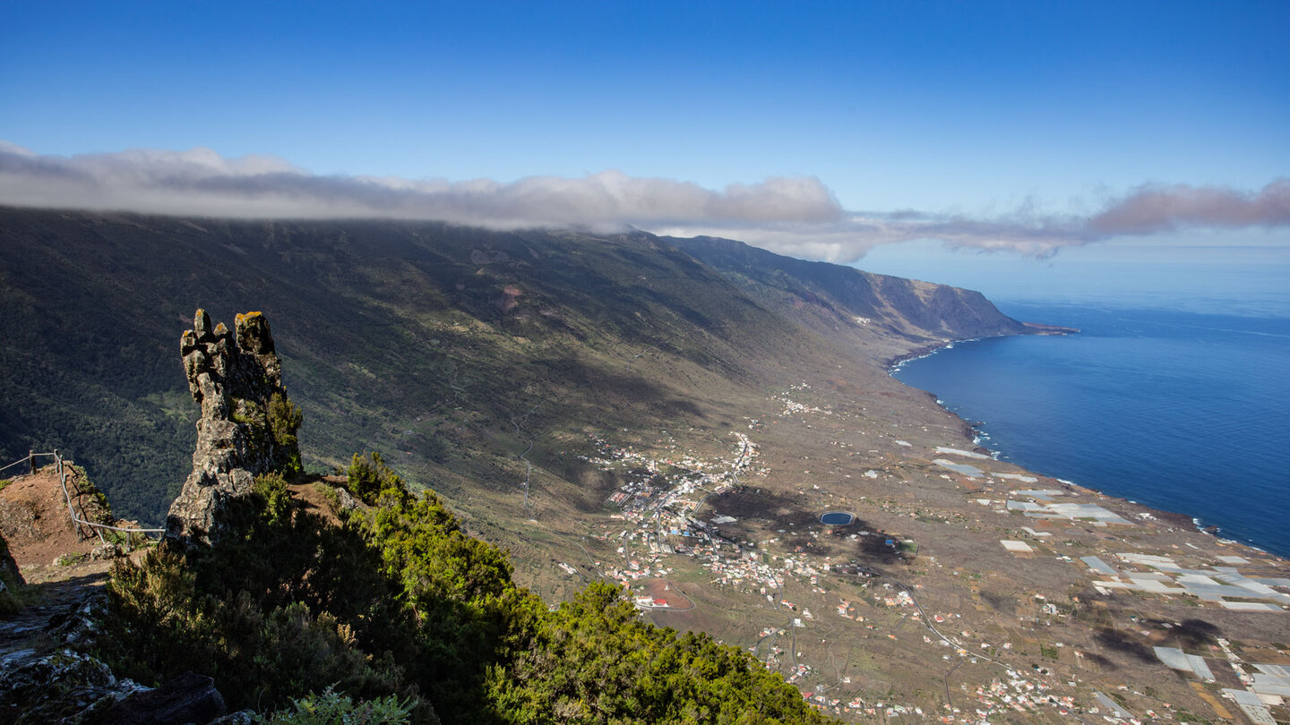 Ausblick übers El Golfo Tal vom Aussichtspunkt Mirador de Jinama