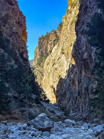 der Fernwanderweg E4 führt durch die Samaria Schlucht
