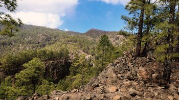 der Wanderweg oberhalb des Barranco de la Puente