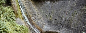 Das Becken des Schleifenbachwasserfall