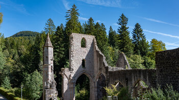 Ruinen der Klosterkirche von Allerheiligen