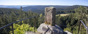 Gedenkstein Herzog Carl Eugen von Württemberg auf dem Karlstein