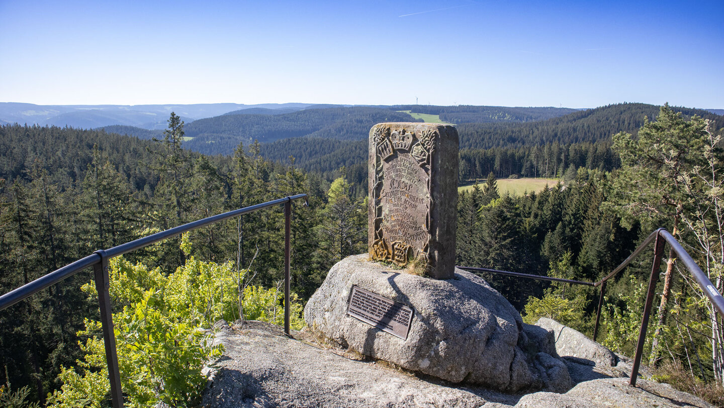 Gedenkstein Herzog Carl Eugen von Württemberg auf dem Karlstein