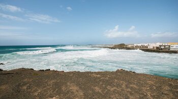 Blick über die Meeresbucht bei El Cotillo