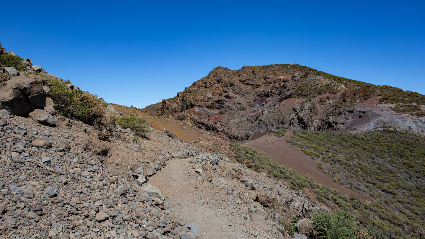 der Wanderweg verläuft durchs Hochgebirge der Insel La Palma