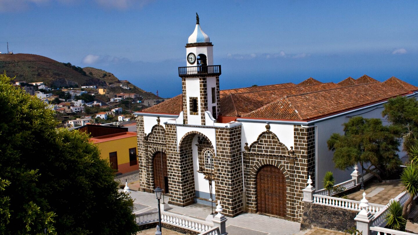 die dreischiffige Kirche Iglesia Santa María de la Concepción in Valverde auf El Hierro