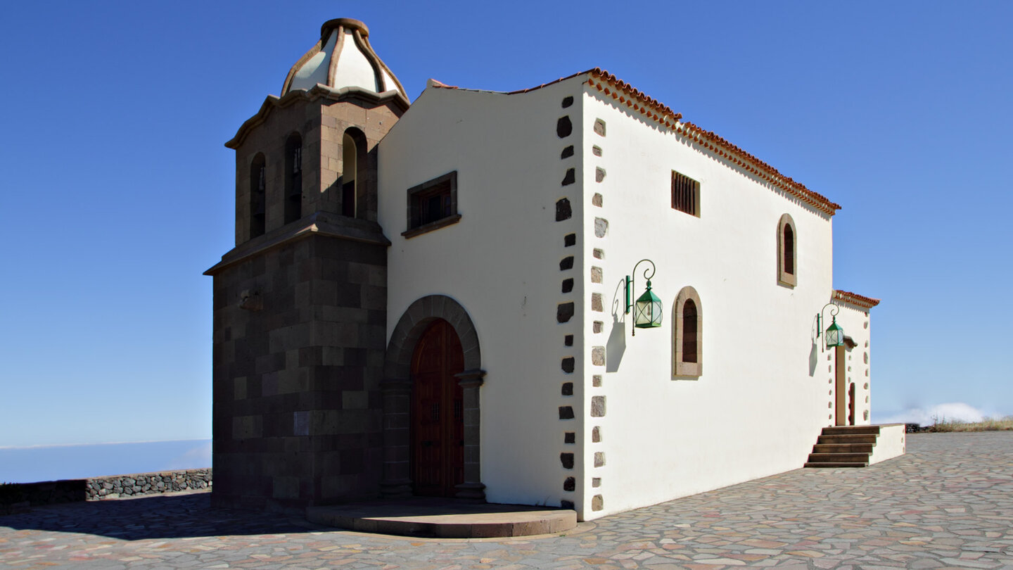 die Kirche Iglesia de San Francisco am Mirador de Igualero auf La Gomera