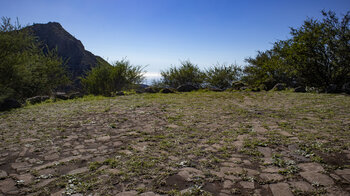 alter Dreschplatz an der Wegkreuzung Cumbre de Bolico