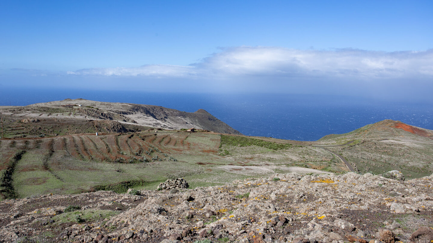 Blick über das Hochplateau Teno Alto auf den Atlantik