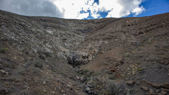 erodierte Schlucht am Wanderweg