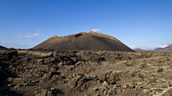 die unverkennbare Silhouette des Montaña del las Lapas o del Cuervo