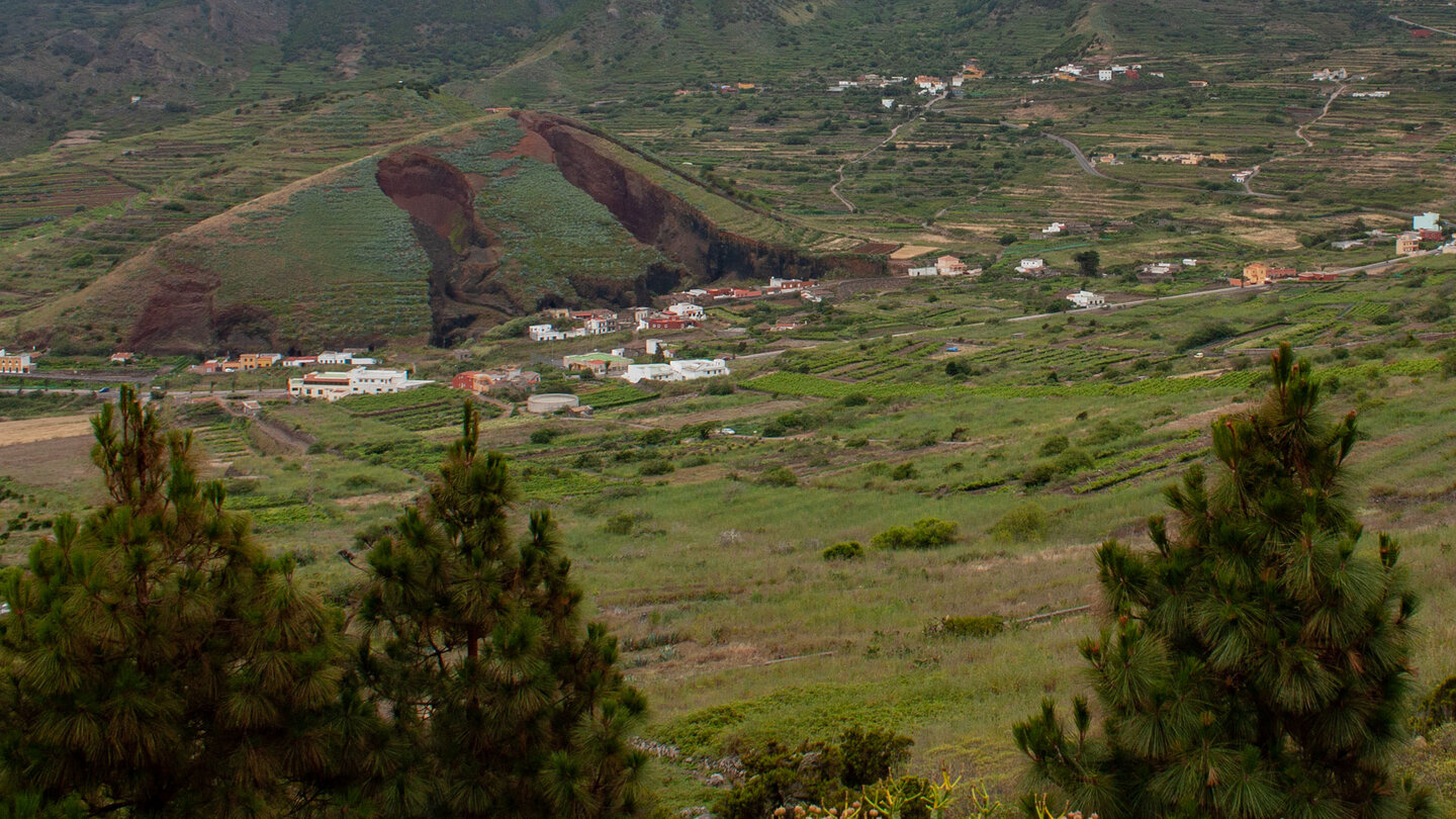 Blick vom Wanderweg PR TF-57 bei Los Pedregales auf den Montaña del Palmar