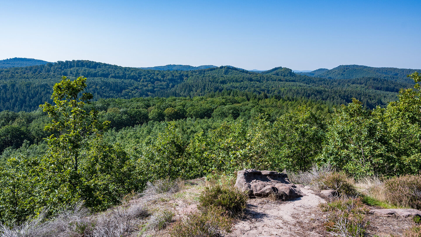 der Eulenfels ist der namensgebende Fels der Eulenfelsen-Tour, die bei Eppenbrunn startet der Eulenfels ist der namensgebende Fels der Eulenfelsen-Tour