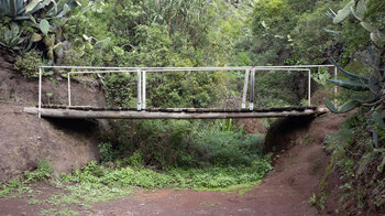 Brücke über eine Schlucht an der Pista de Tomadero