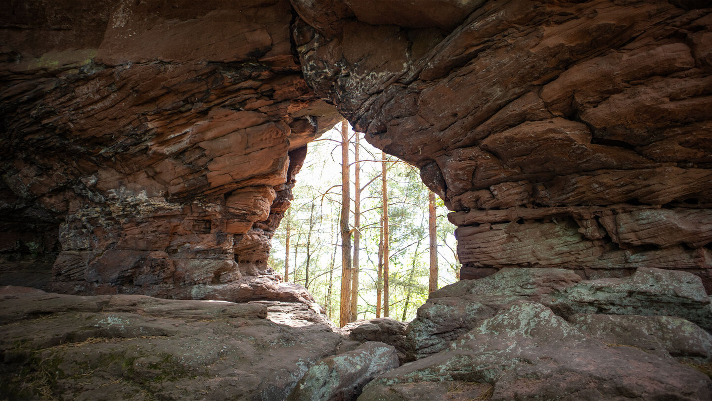Das Felsentor im Nedingfelsen im Wasgau
