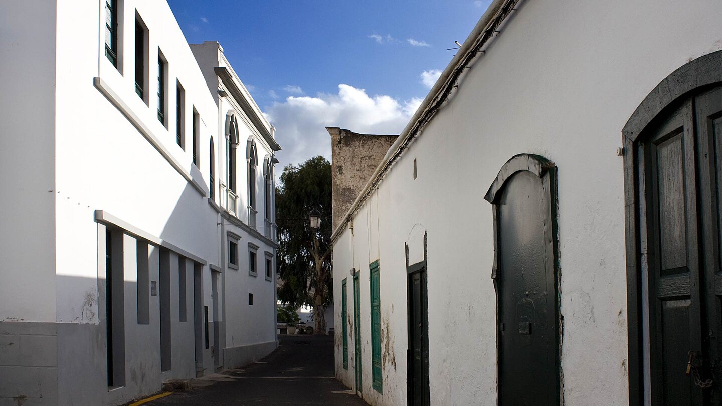 typische Gasse in Haría auf Lanzarote