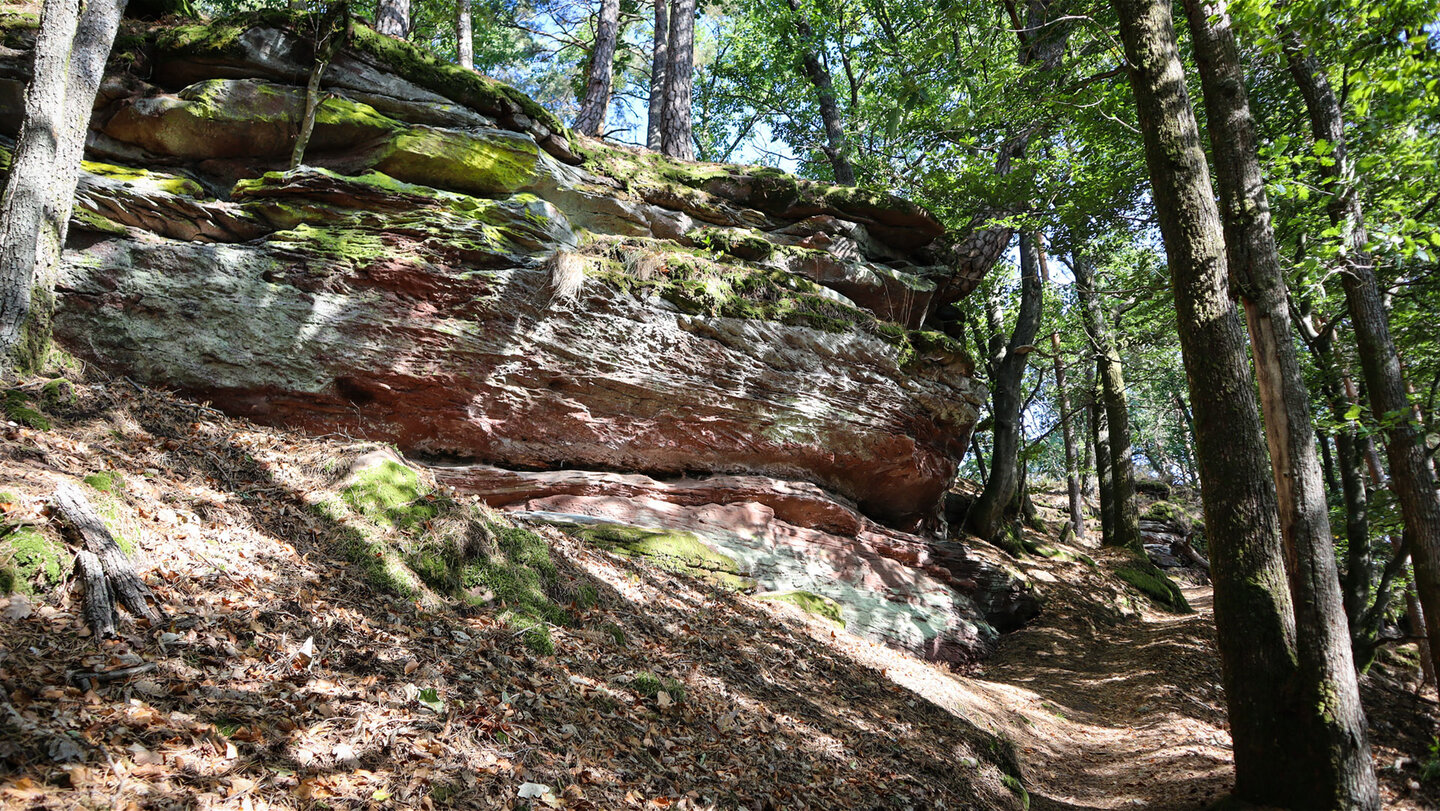Buntsandsteinformation am Kahlenberg im Dahner Felsenland.