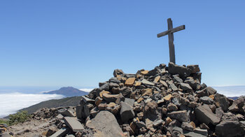 das Gipfelkreuz auf dem Pico de la Nieve