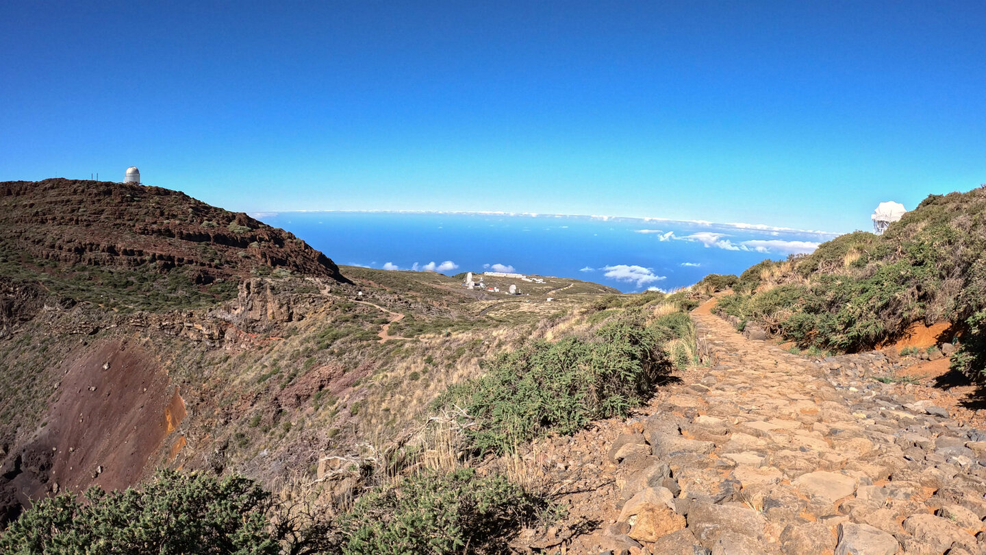 Wanderweg mit Ausblicken aufs Observatorium