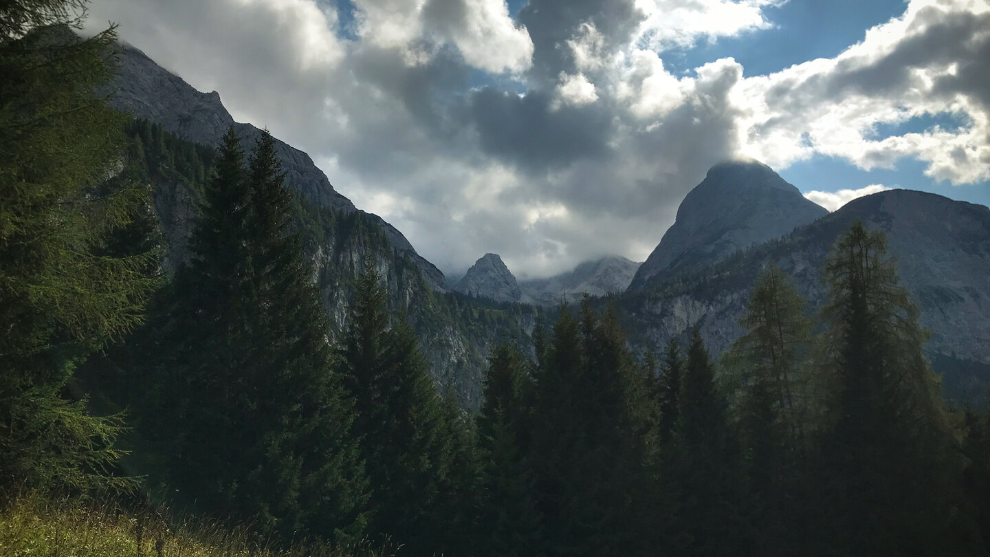 Ausblick auf Tajakopf und Sonnenspitze